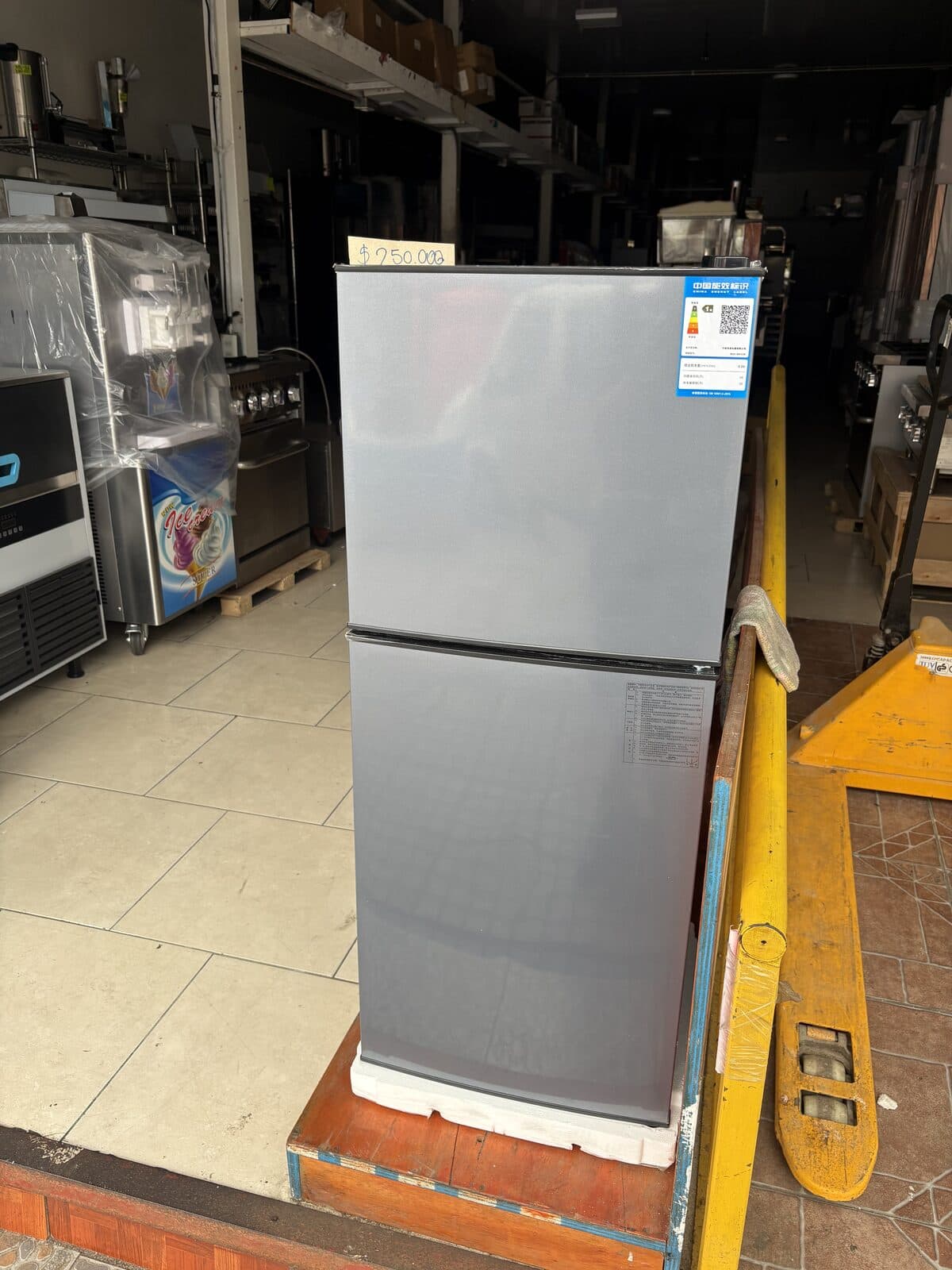 Refrigerador 2 puertas frío directo gris