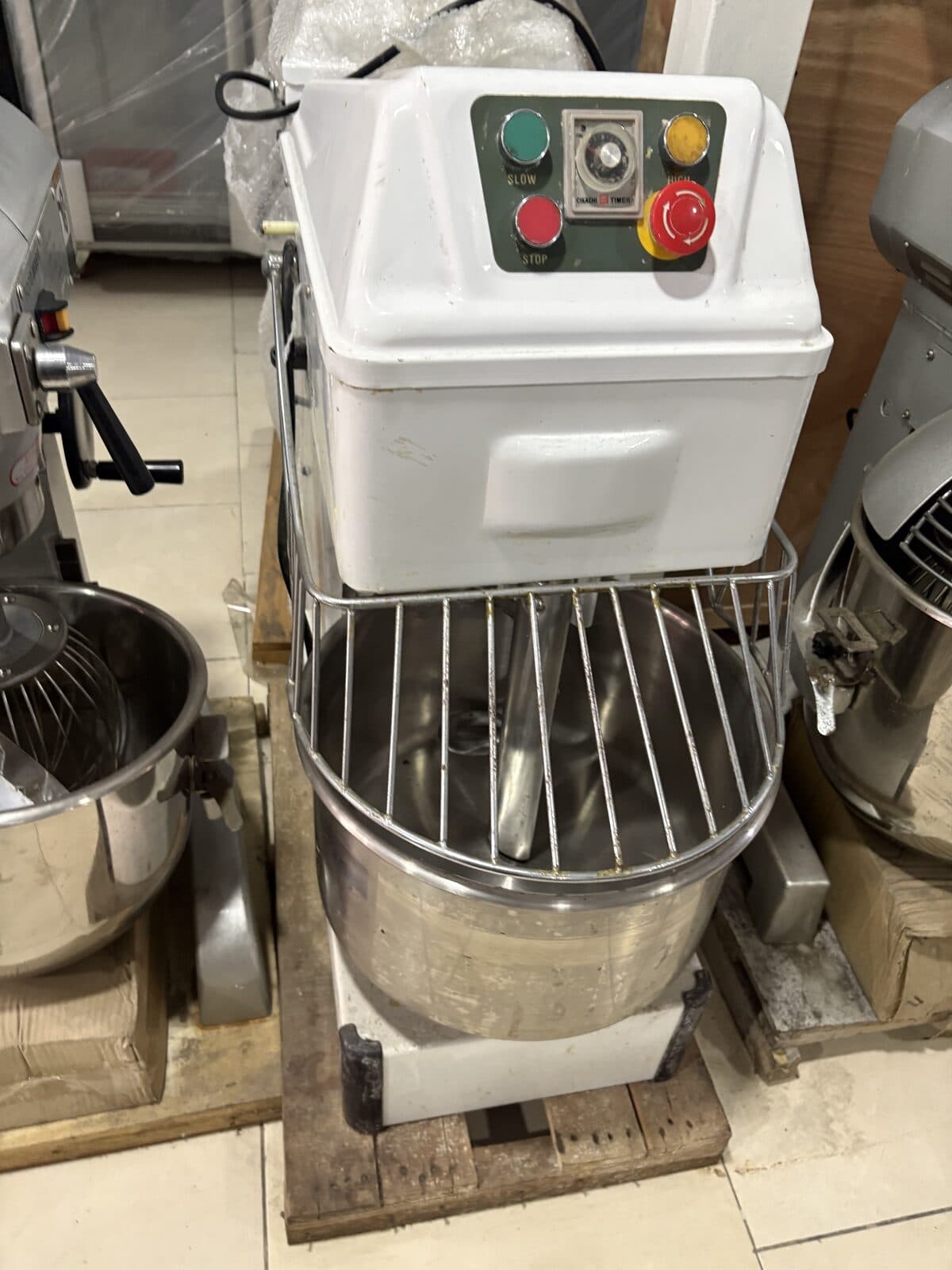 Amasadora espiral industrial con timer